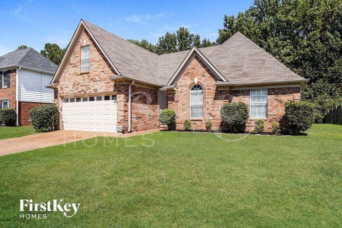 1390 Beaver Trail Drive - Photo 2 of 15