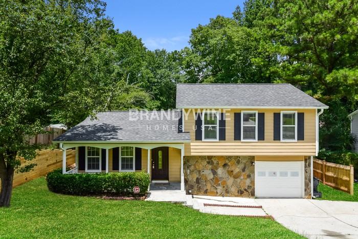 3091 Dowry Dr - Photo 2 of 19