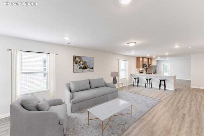 14764 Ravenel Dr - Photo 5 of 34