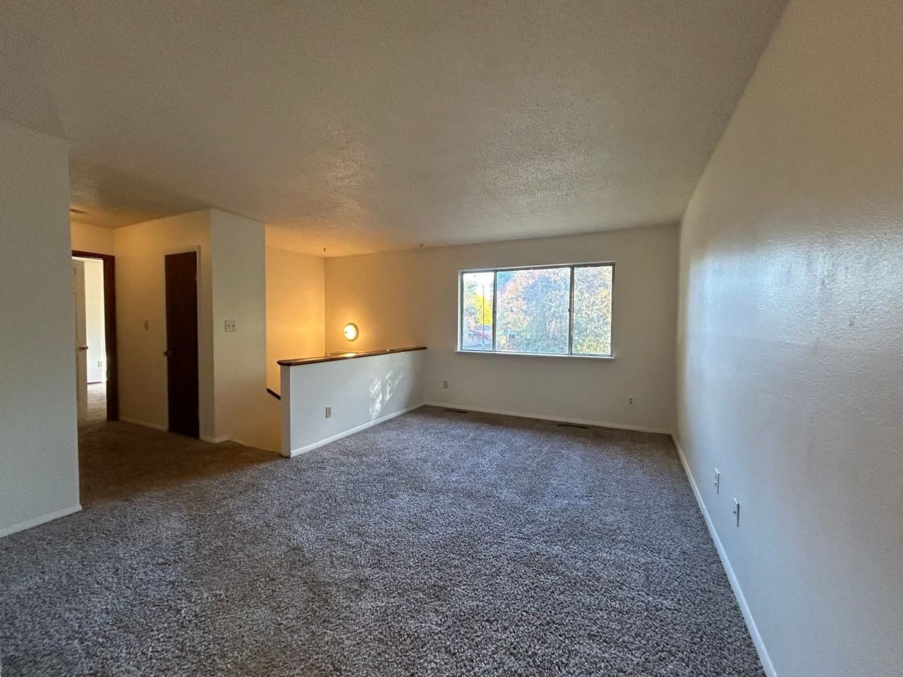 1032 East Prospect Road - Photo 3 of 15