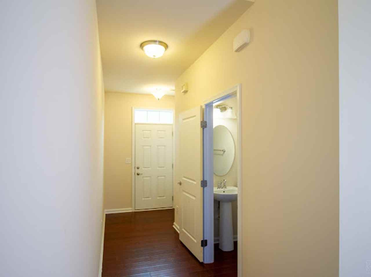 2415 Alyssa Ln - Photo 5 of 26