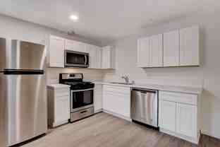 405 S 10th St #8 - Photo 1 of 1