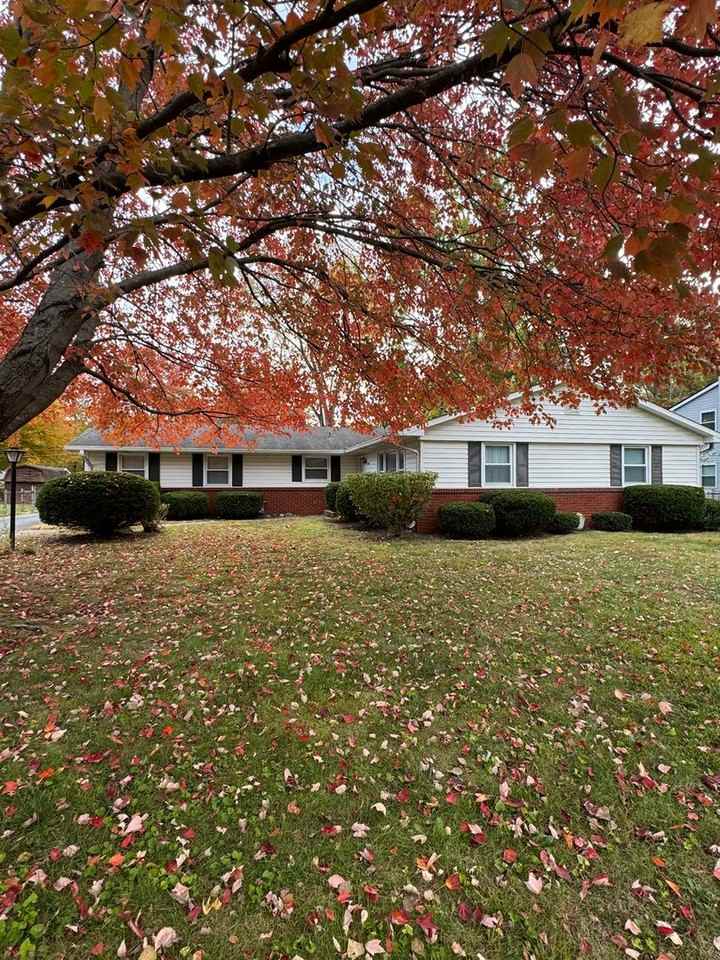 8061 Lieber Road - Photo 4 of 10