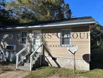 #450 - 807-809 Hughes St Duplex - Photo 1 of 1