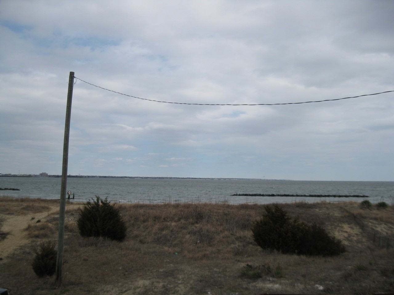 Willoughby Beach Flats - 1362 - Photo 6 of 13