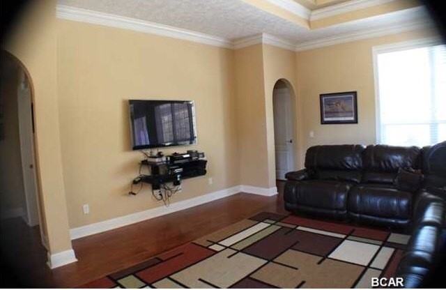 105 Lakeview Ter - Photo 2 of 15