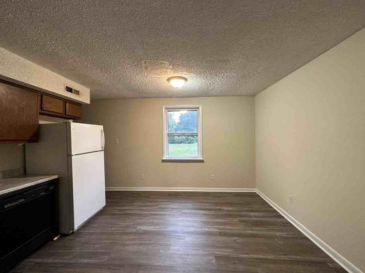 932 Lafayette Road - Photo 6 of 18