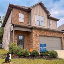 141 Greenwood Cir - Photo 1 of 1