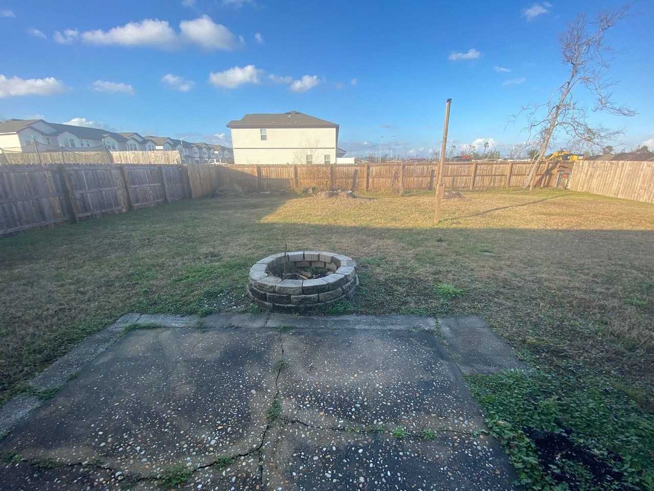 610 E Pine Forest Dr - Photo 3 of 15