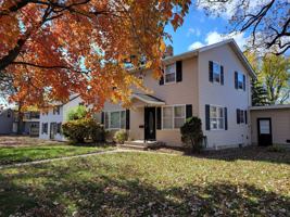 featured image of 903 S Main St