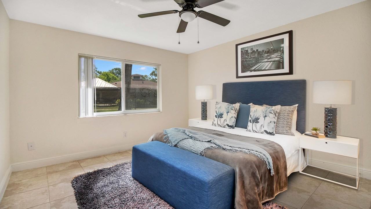 1719 Eastern Rd - Photo 4 of 10