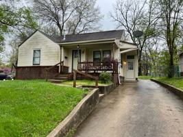 featured image of 610 Grover St