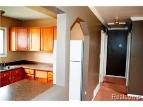 28311 Waverly St - Photo 2 of 7