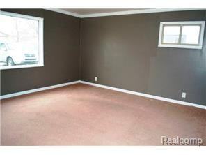28311 Waverly St - Photo 3 of 7