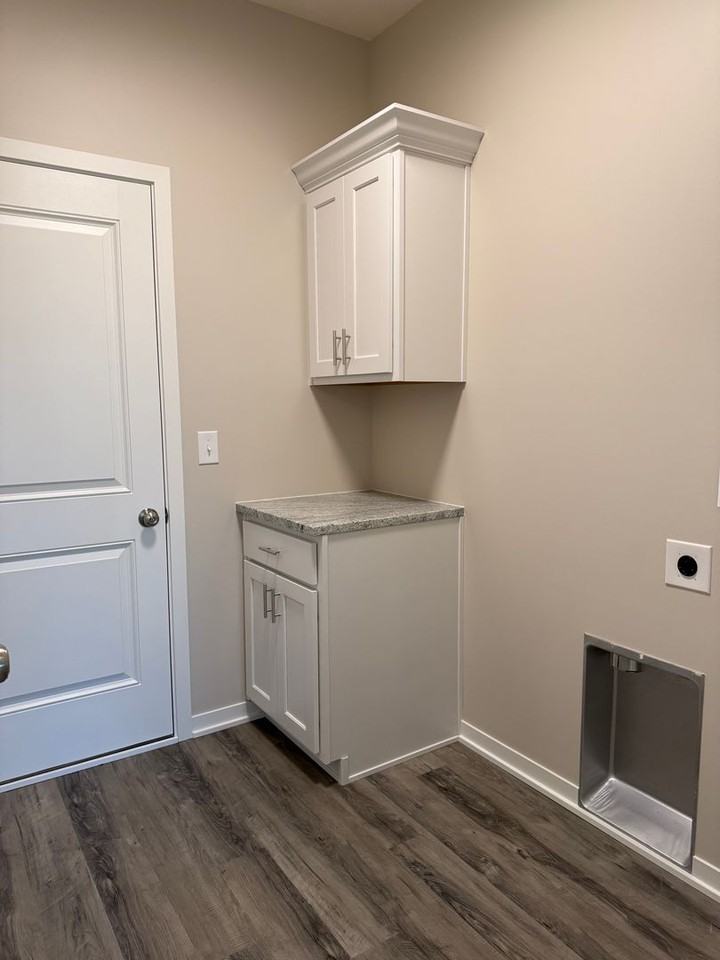 1935 Battista Pl - Photo 6 of 21