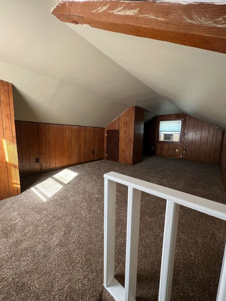 4106 S 1st St - Photo 4 of 12