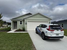 featured image of 3081 Northeast 38th Street