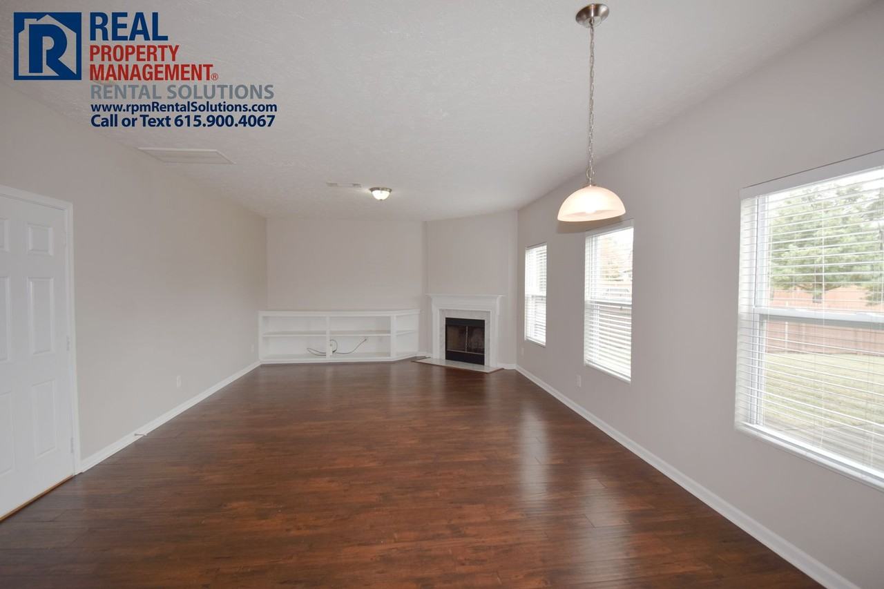 9305 Coralberry Dr - Photo 7 of 28