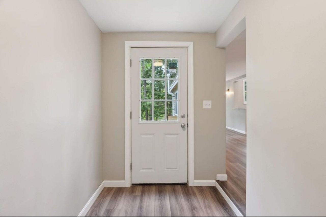 834 Sebago Rd - Photo 3 of 16