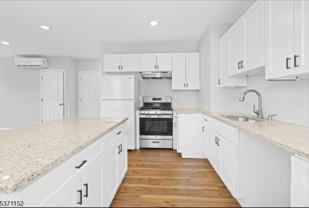 87 Isabella Ave - Photo 1 of 1