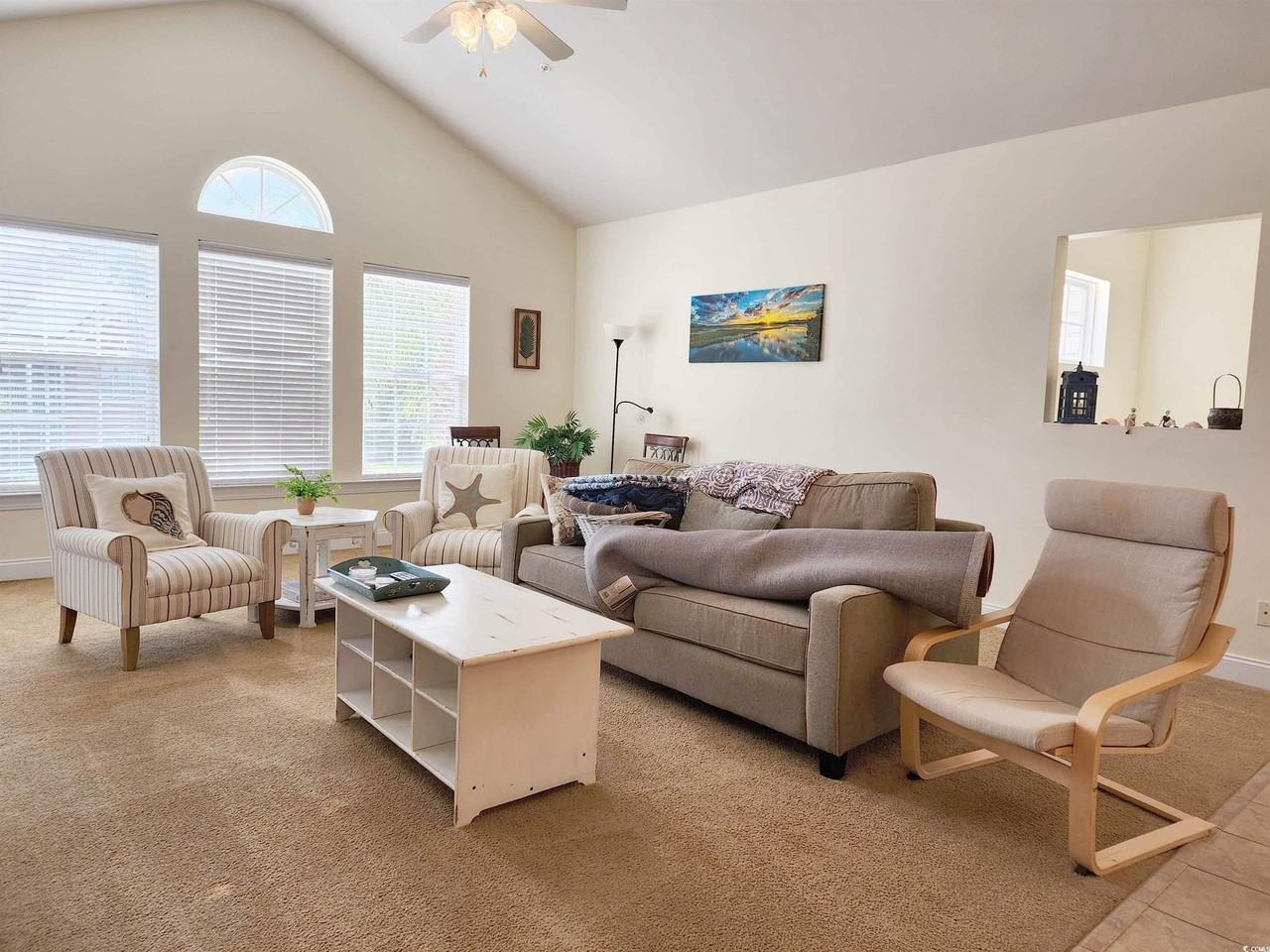 60 Crane Dr Unit F - Photo 3 of 21