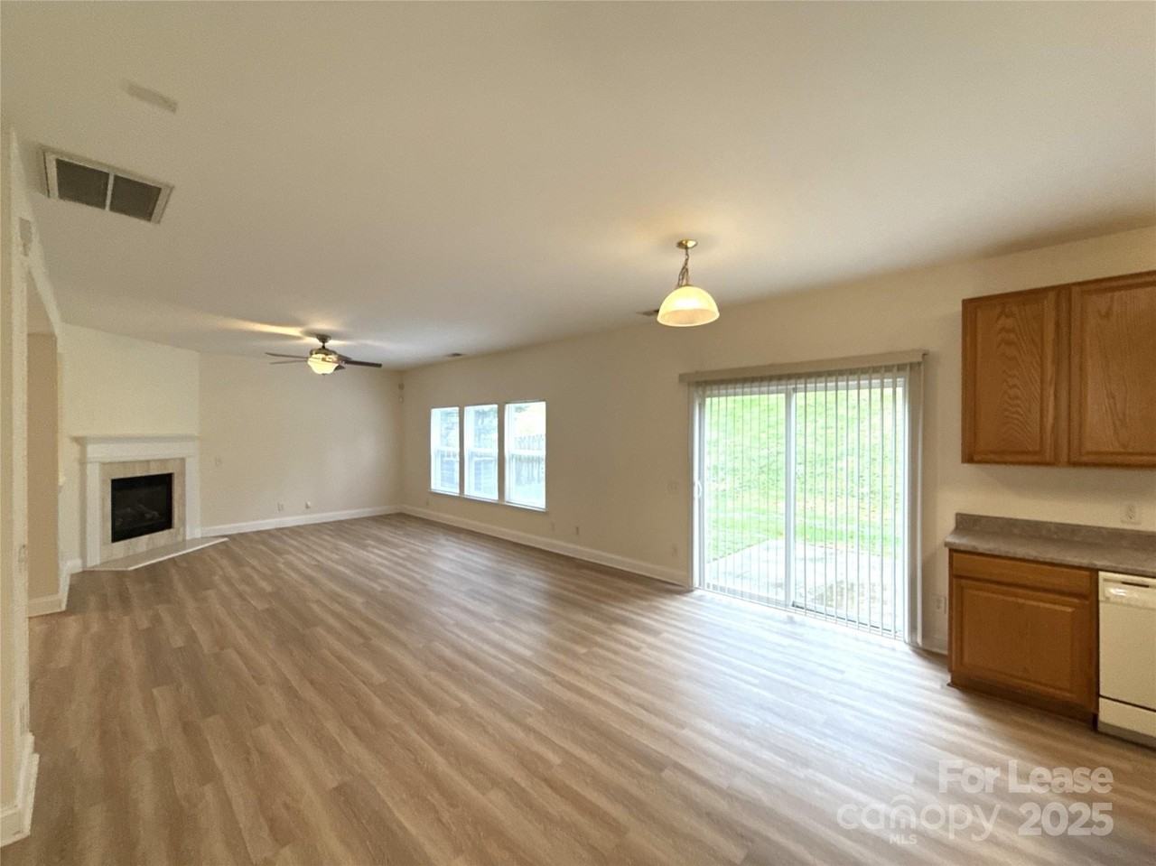 1207 Jade Glen Dr - Photo 6 of 25