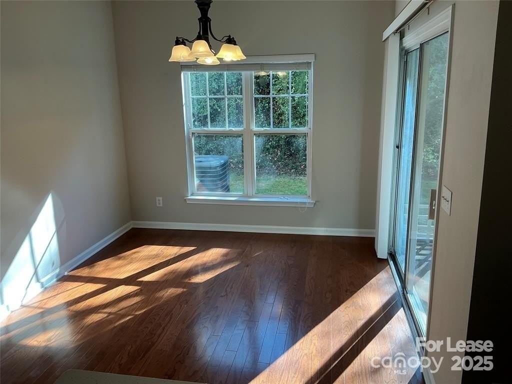 16952 Commons Creek Drive - Photo 6 of 17