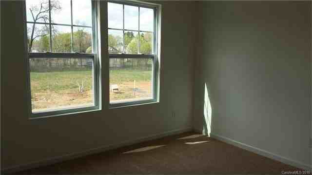 9425 Hanberry Boulevard - Photo 4 of 8