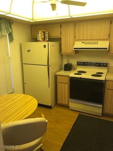 8534 Charter Club Cir Unit 8 #8 - Photo 7 of 15