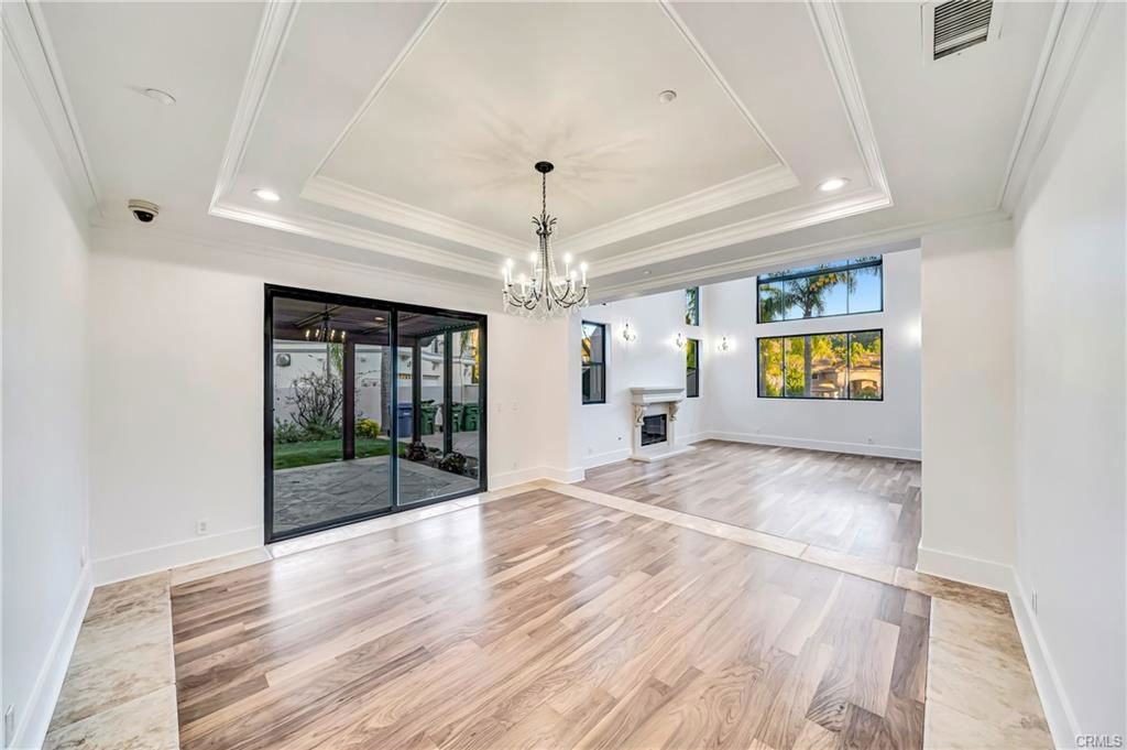 4165 Elm View Drive - Photo 2 of 8