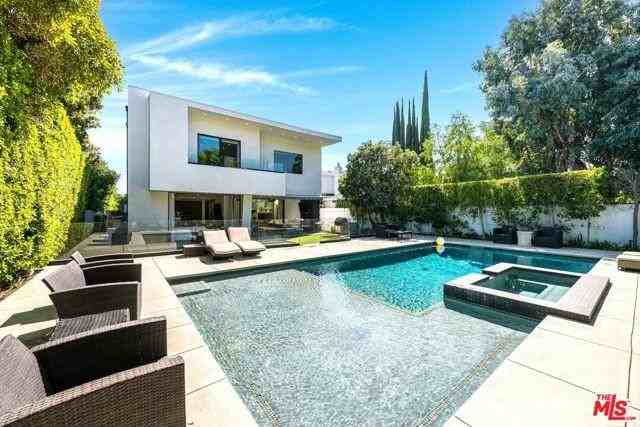 5101 Rubio Ave - Photo 3 of 8