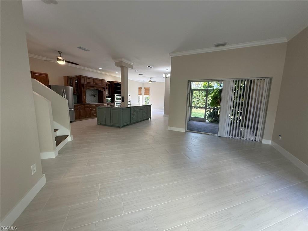 8689 Spring Mountain Way - Photo 5 of 8