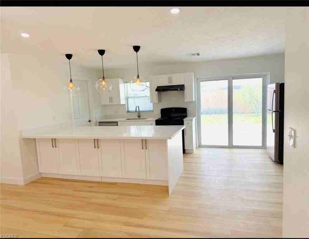 1387 Hernando St - Photo 4 of 8