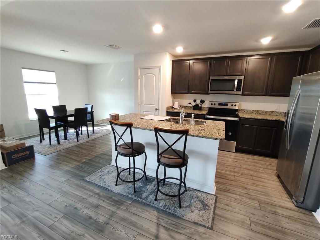 4204 Northwest 39th Street - Photo 3 of 8