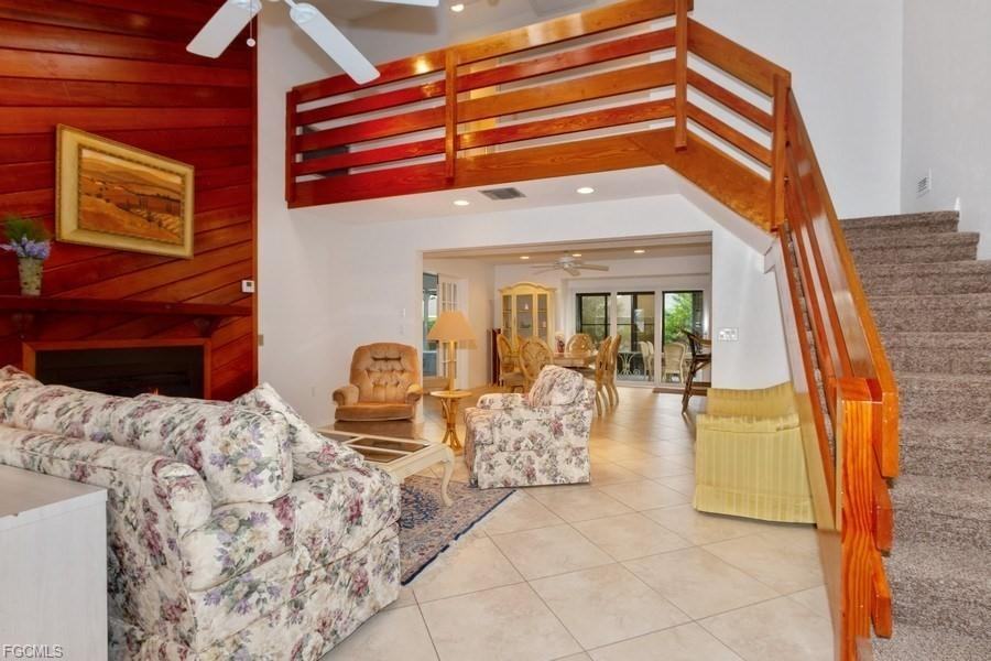 532 111th Avenue North - Photo 2 of 8