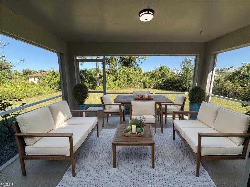 3010 71st St W - Photo 6 of 8