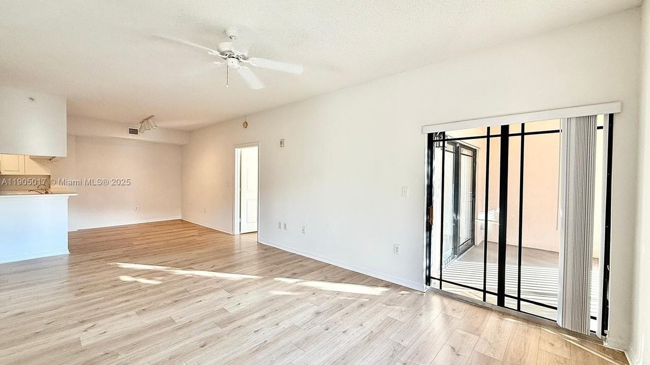 2808 Amalei Dr #203 - Photo 3 of 25