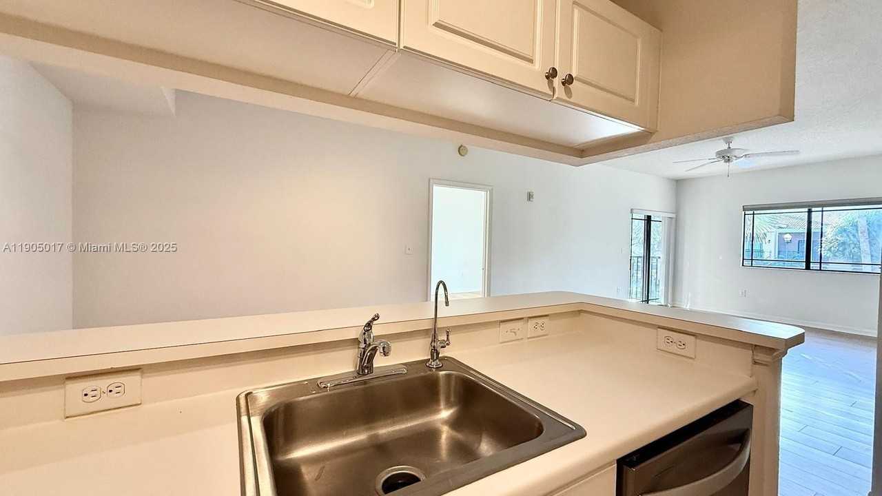 2808 Amalei Dr #203 - Photo 7 of 25