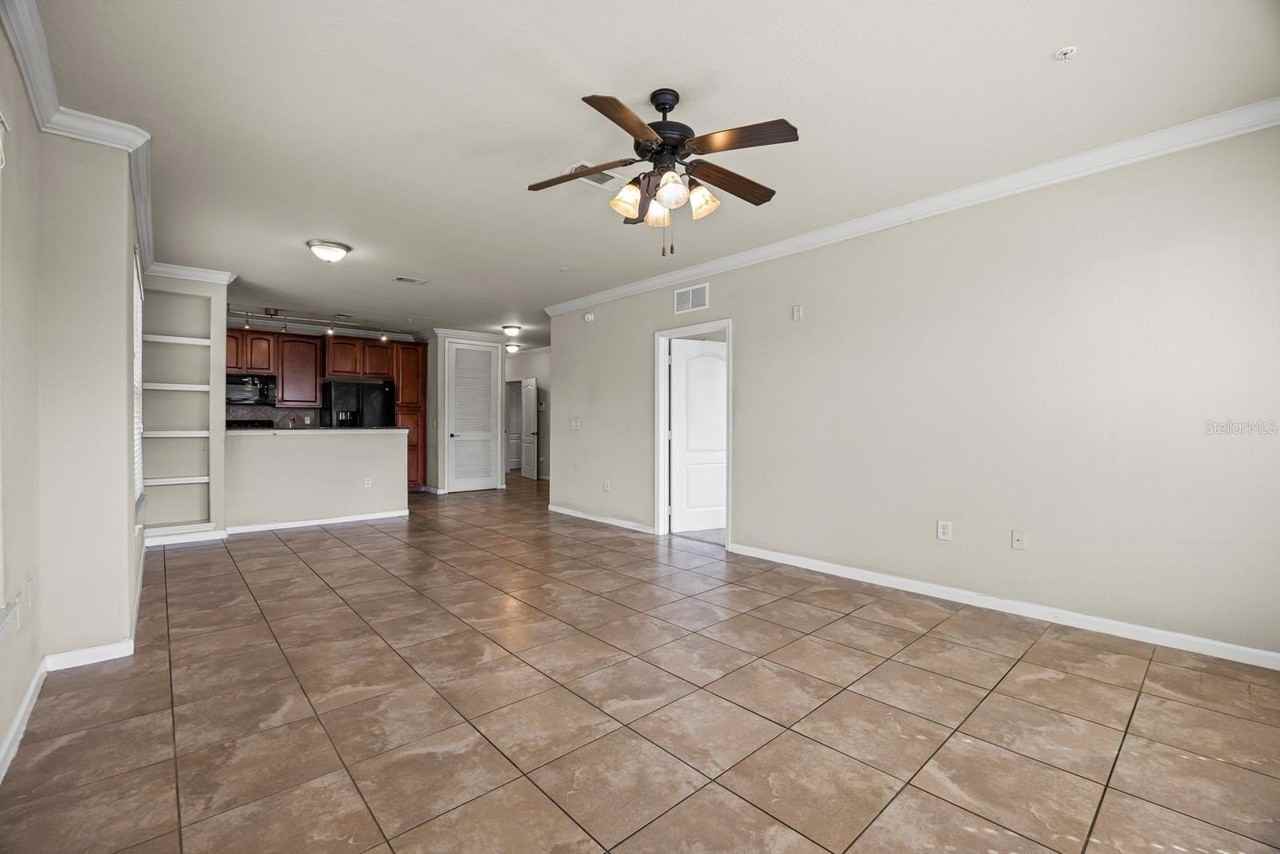 903 Charo Pkwy #823 - Photo 7 of 27