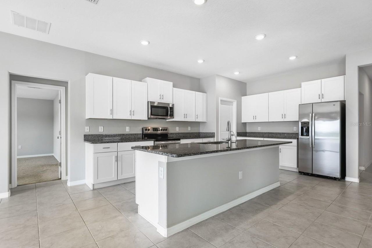 190 Rain Berry Avenue - Photo 6 of 47