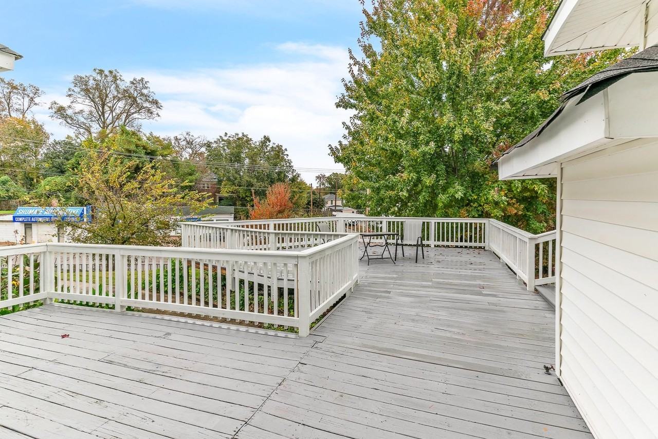 Carroll Ave - Photo 2 of 6