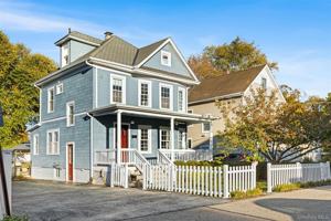 featured image of 7 Emerson Pl