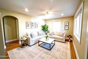 featured image of 341 David St