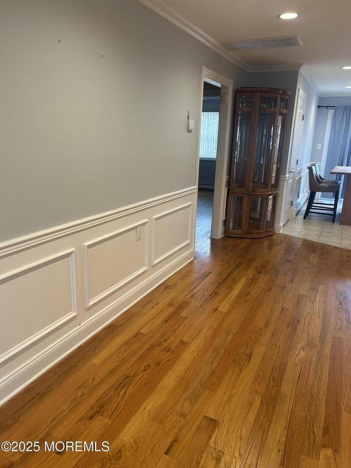 77 Castle Harbor Dr - Photo 3 of 13