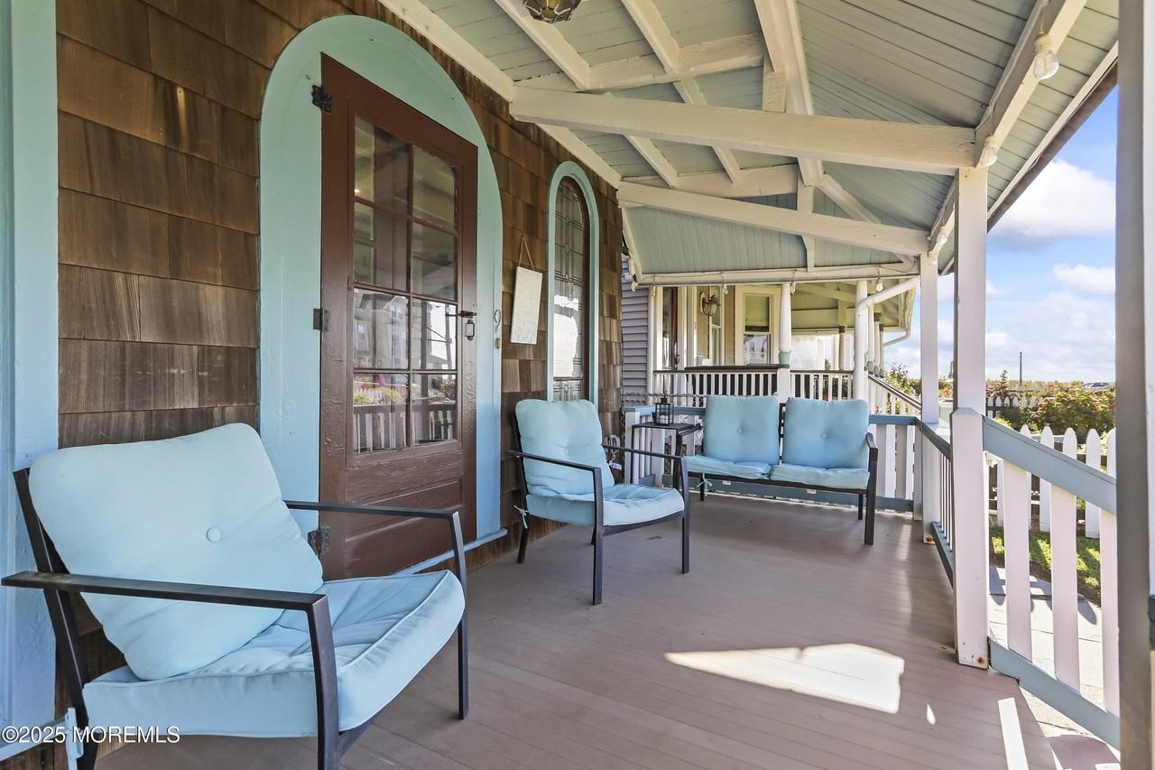 9 Pitman Ave - Photo 2 of 41