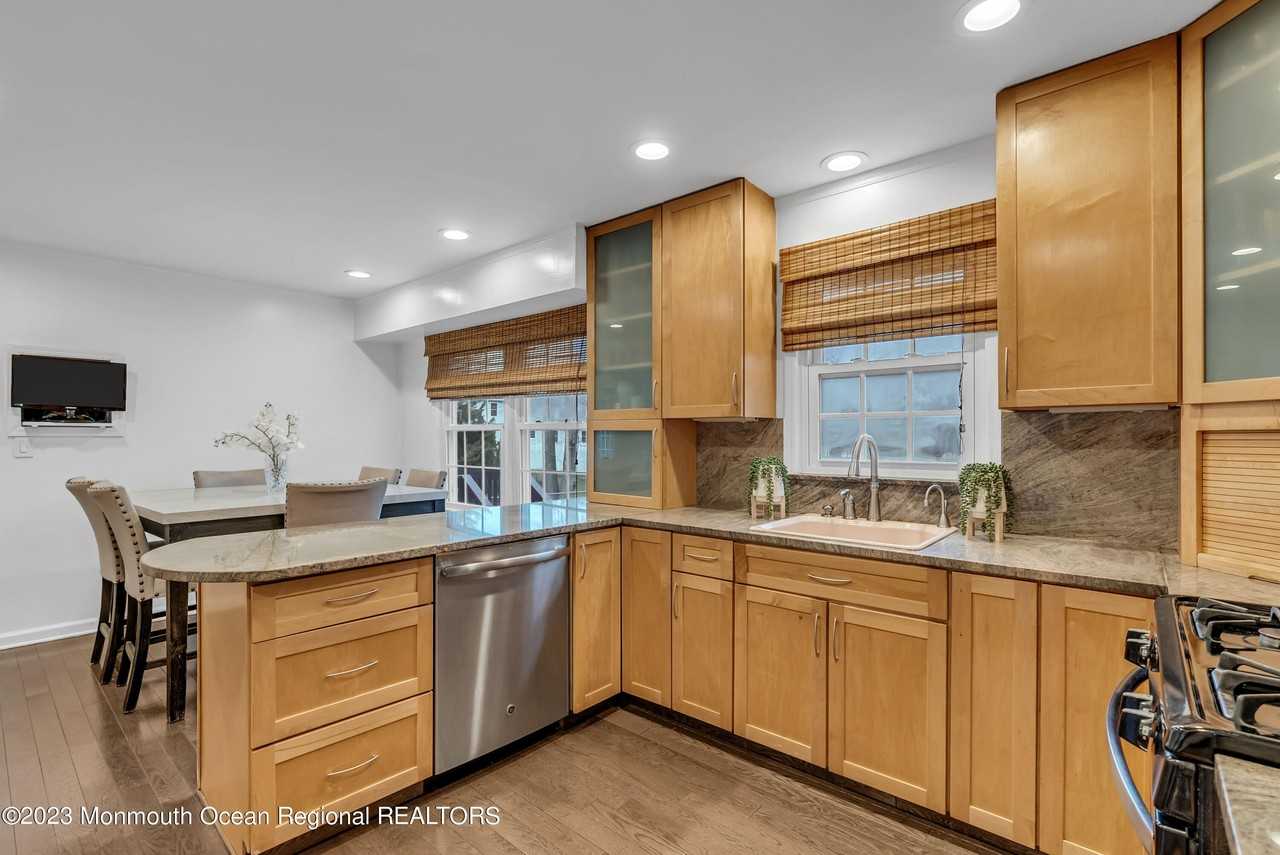 2912 2912 Logan Road - Photo 7 of 30