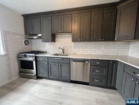 380 Knickerbocker Road 2E - Photo 1 of 1