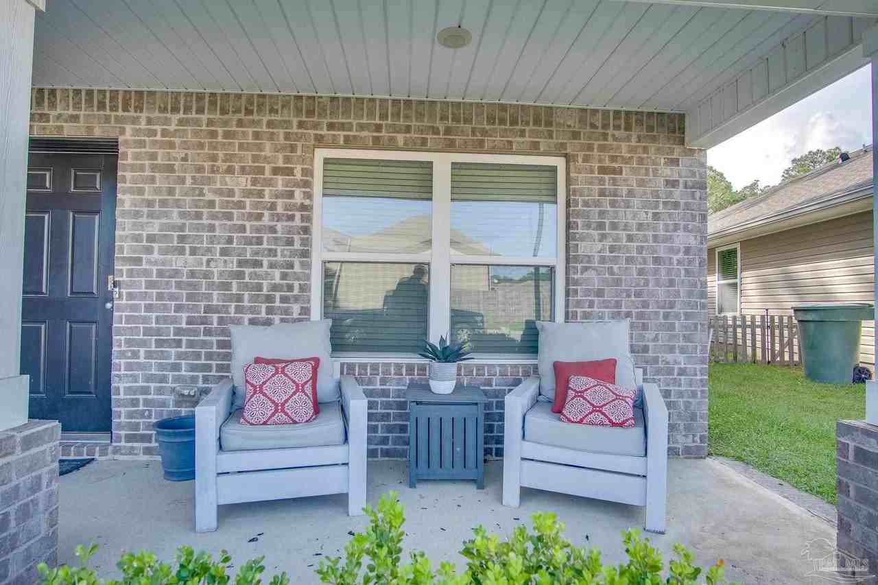 10589 Queens Gate Cir - Photo 2 of 43