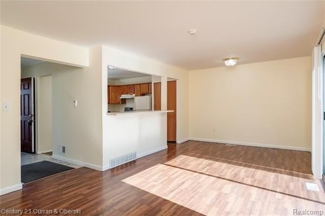 44543 Savery Dr - Photo 7 of 28