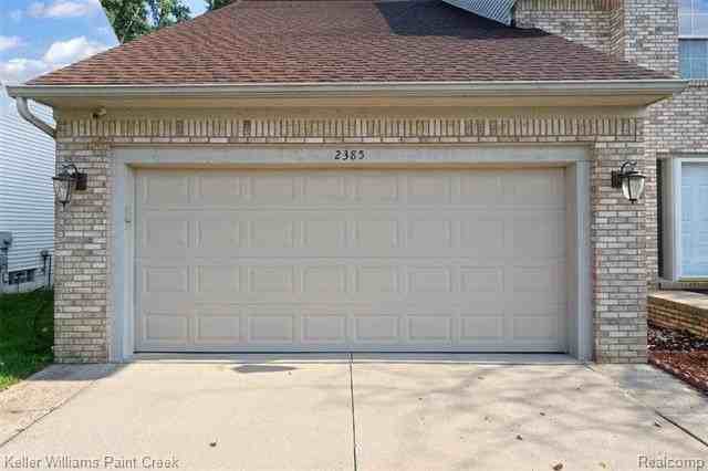 2385 Cedar Knoll Drive - Photo 4 of 46